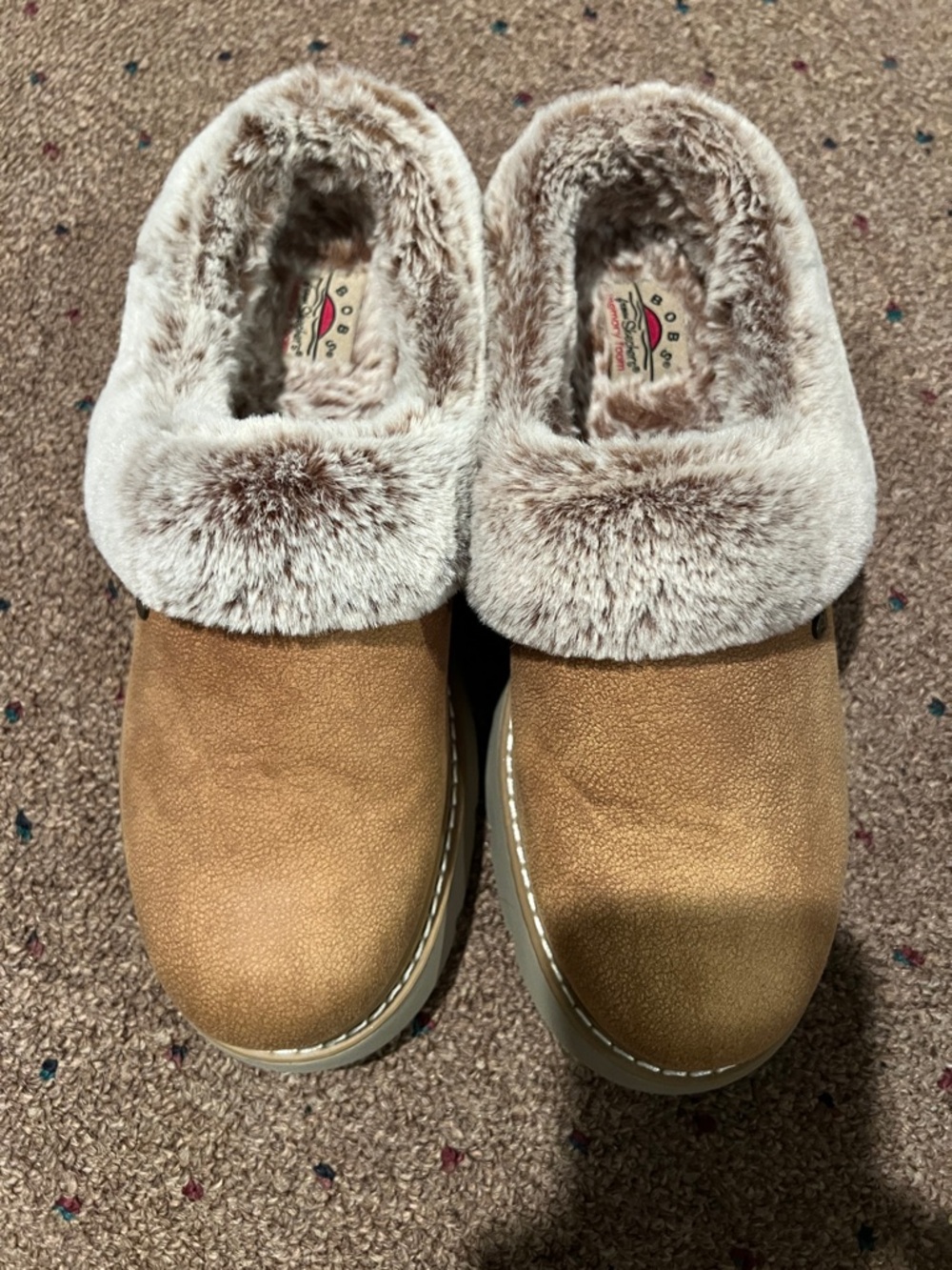 Women’s Cozy Faux-Fur Lined Slip-On Clog - Tan